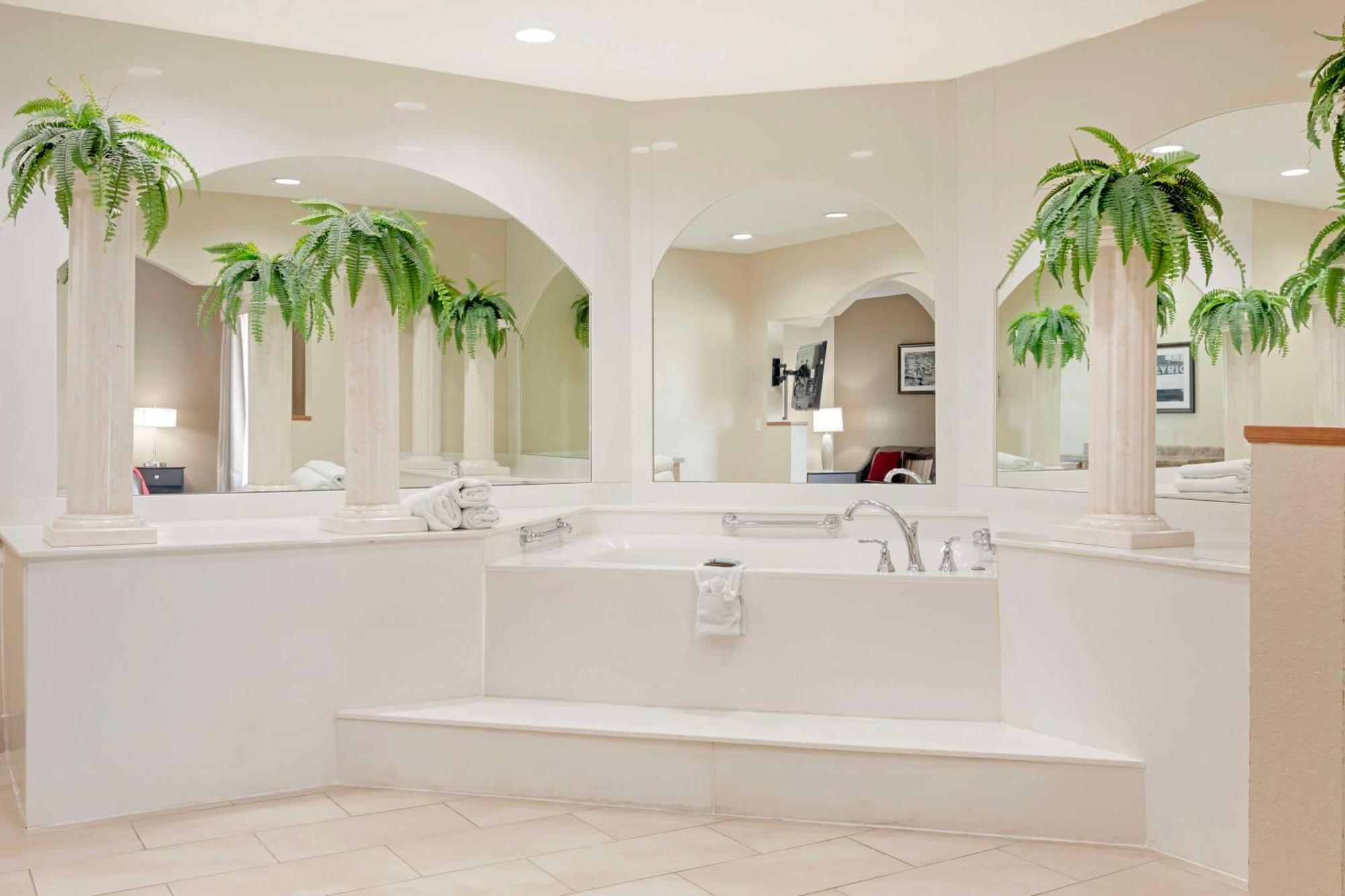 Best Western Plus Bradbury Inn And Suites Waycross Eksteriør bilde