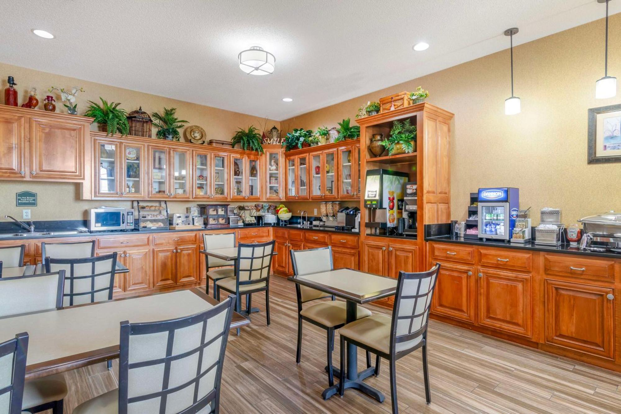 Best Western Plus Bradbury Inn And Suites Waycross Eksteriør bilde